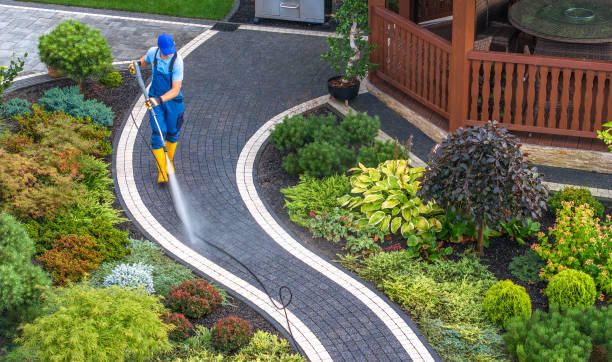 Best Garage Pressure Washing  in Largo, MD